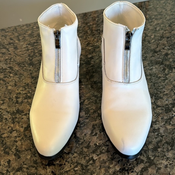Jingpin chunky Cuban heel ankle high boots - Picture 2 of 10